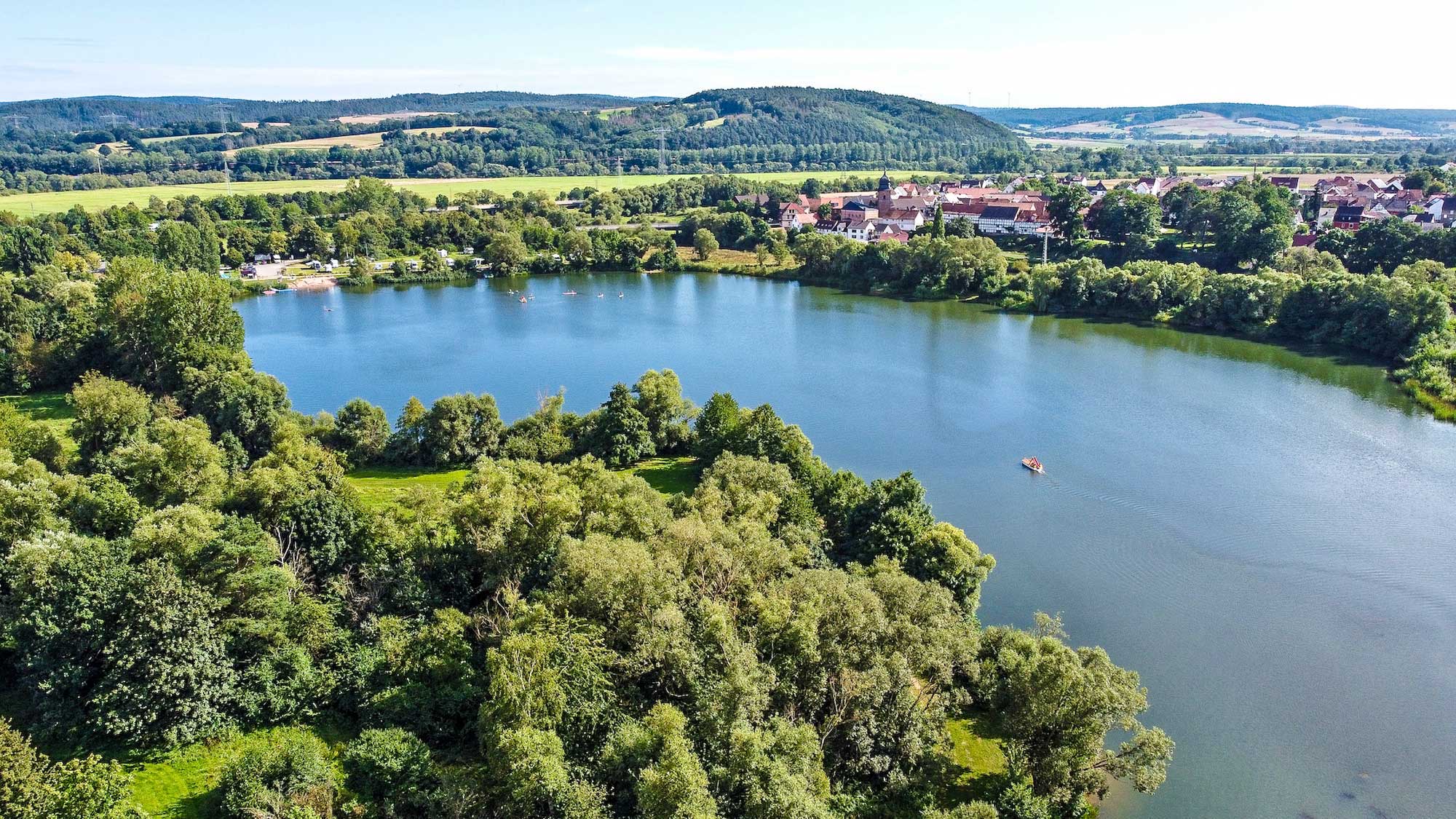 Drohnenaufnahme vom Breitenbacher See